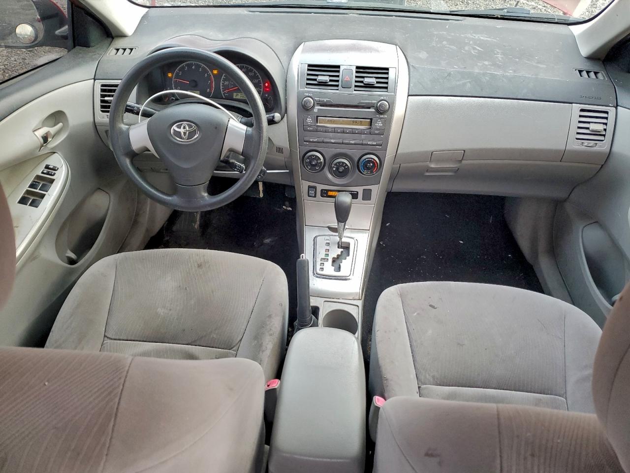 2011 TOYOTA COROLLA BASE photo 8