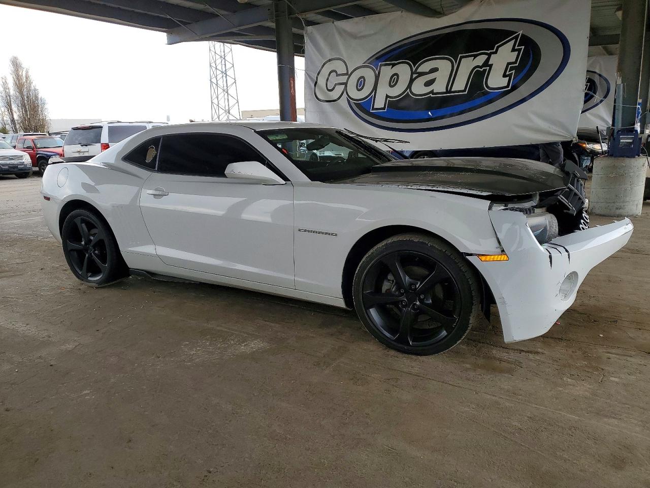 2011 CHEVROLET CAMARO LT photo 4