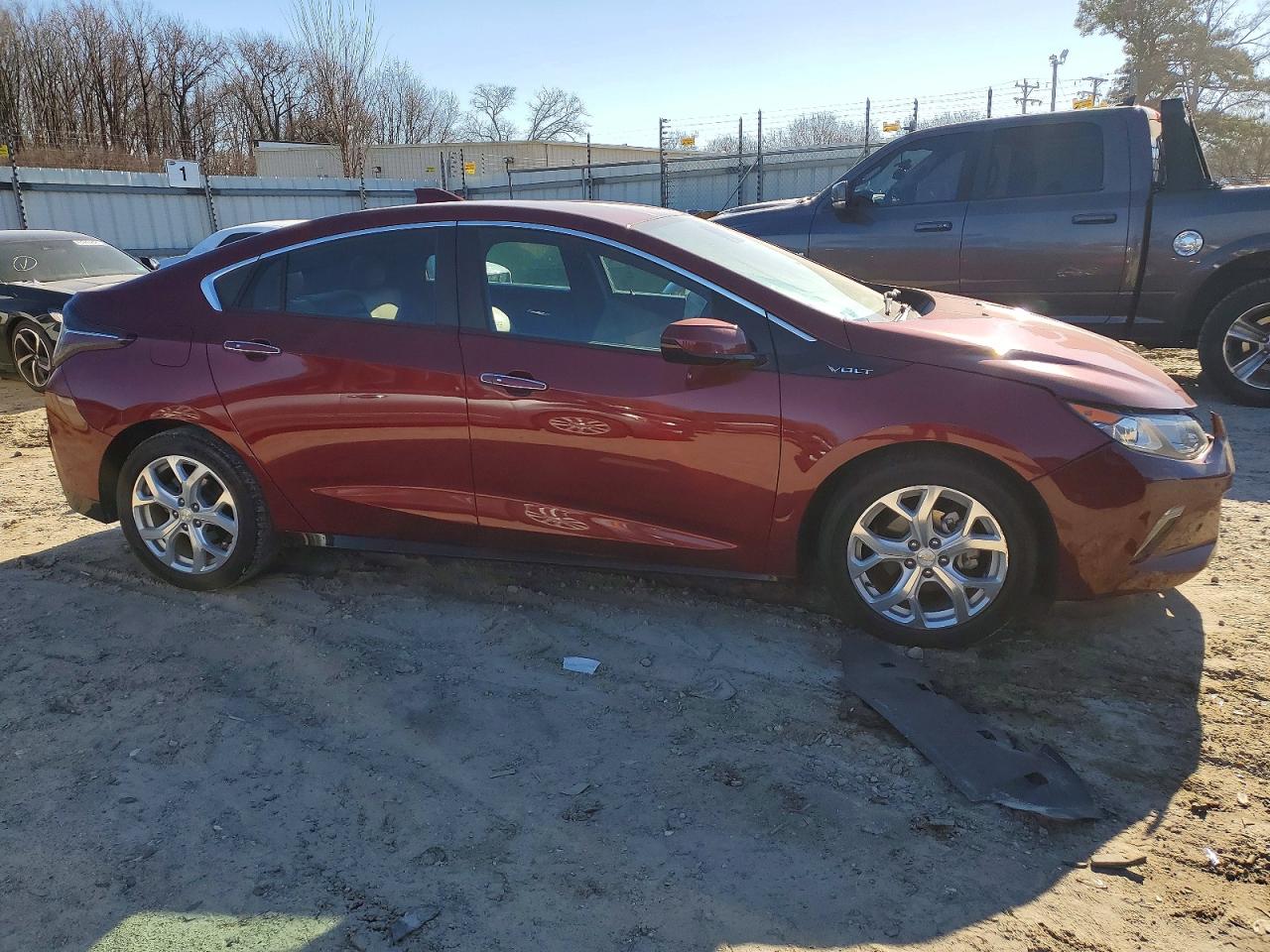 2016 CHEVROLET VOLT LTZ photo 10