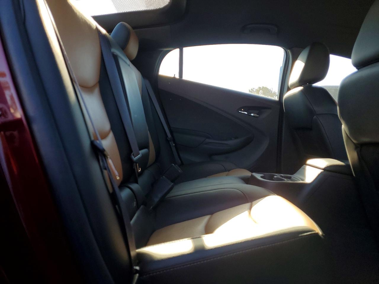 2016 CHEVROLET VOLT LTZ photo 28