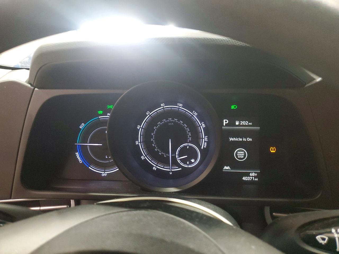 2023 HYUNDAI ELANTRA BLUE photo 9