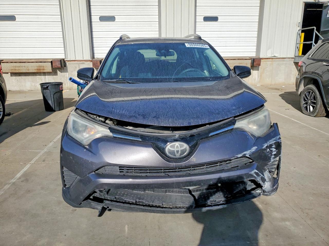 2017 TOYOTA RAV4 LE photo 9