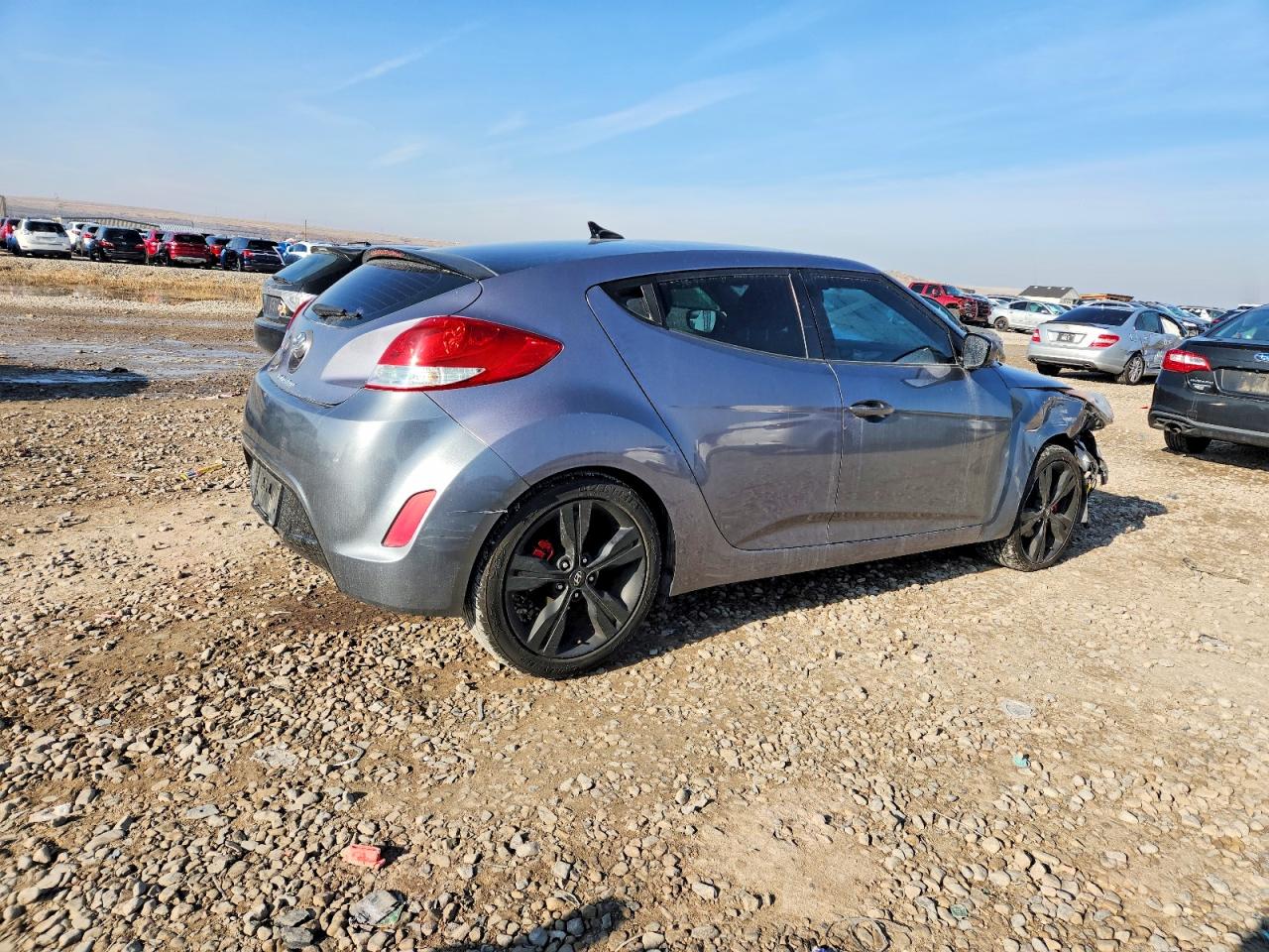 2016 HYUNDAI VELOSTER photo 3