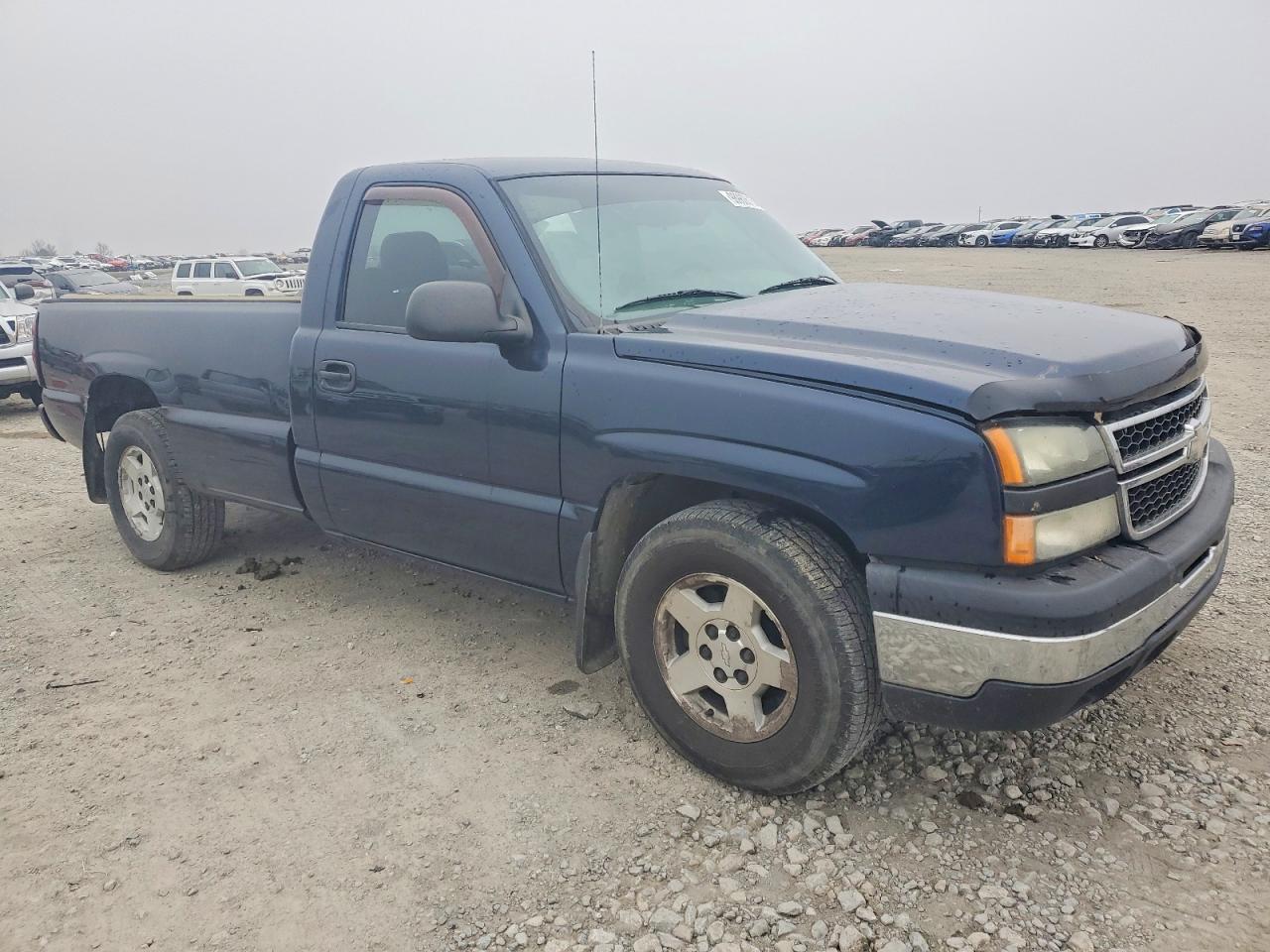 2006 CHEVROLET SILVERADO C1500 photo 4
