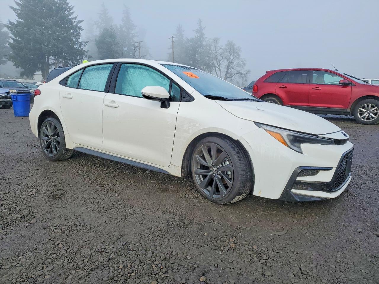 2025 TOYOTA COROLLA XSE photo 4