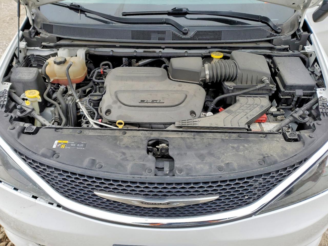 2021 CHRYSLER VOYAGER LXI photo 12