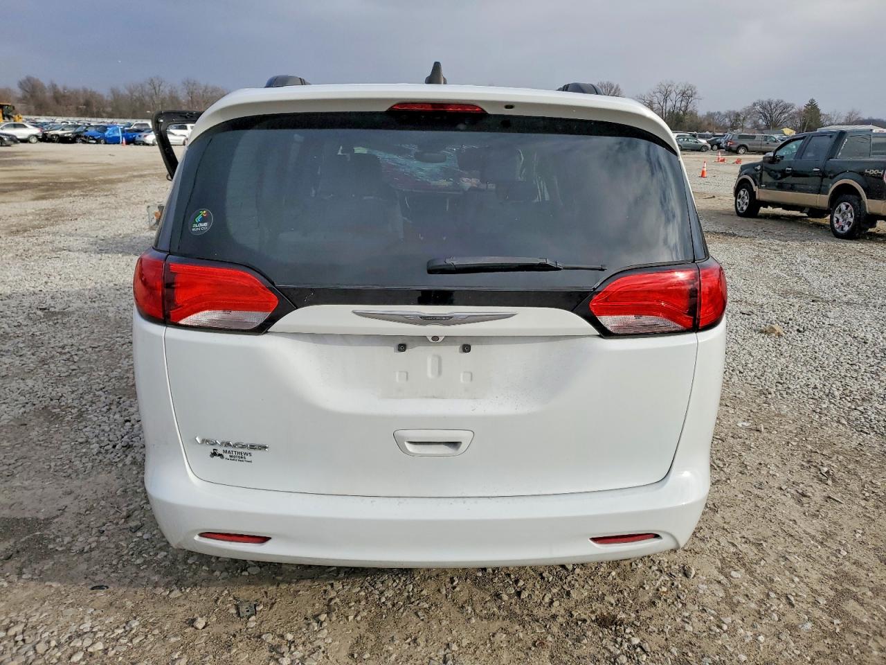 2021 CHRYSLER VOYAGER LXI photo 6