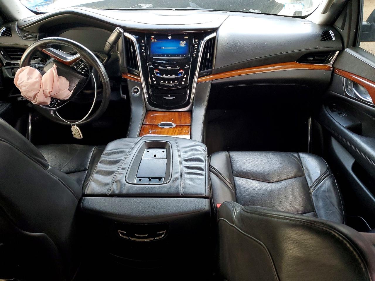 2015 CADILLAC ESCALADE LUXURY photo 8