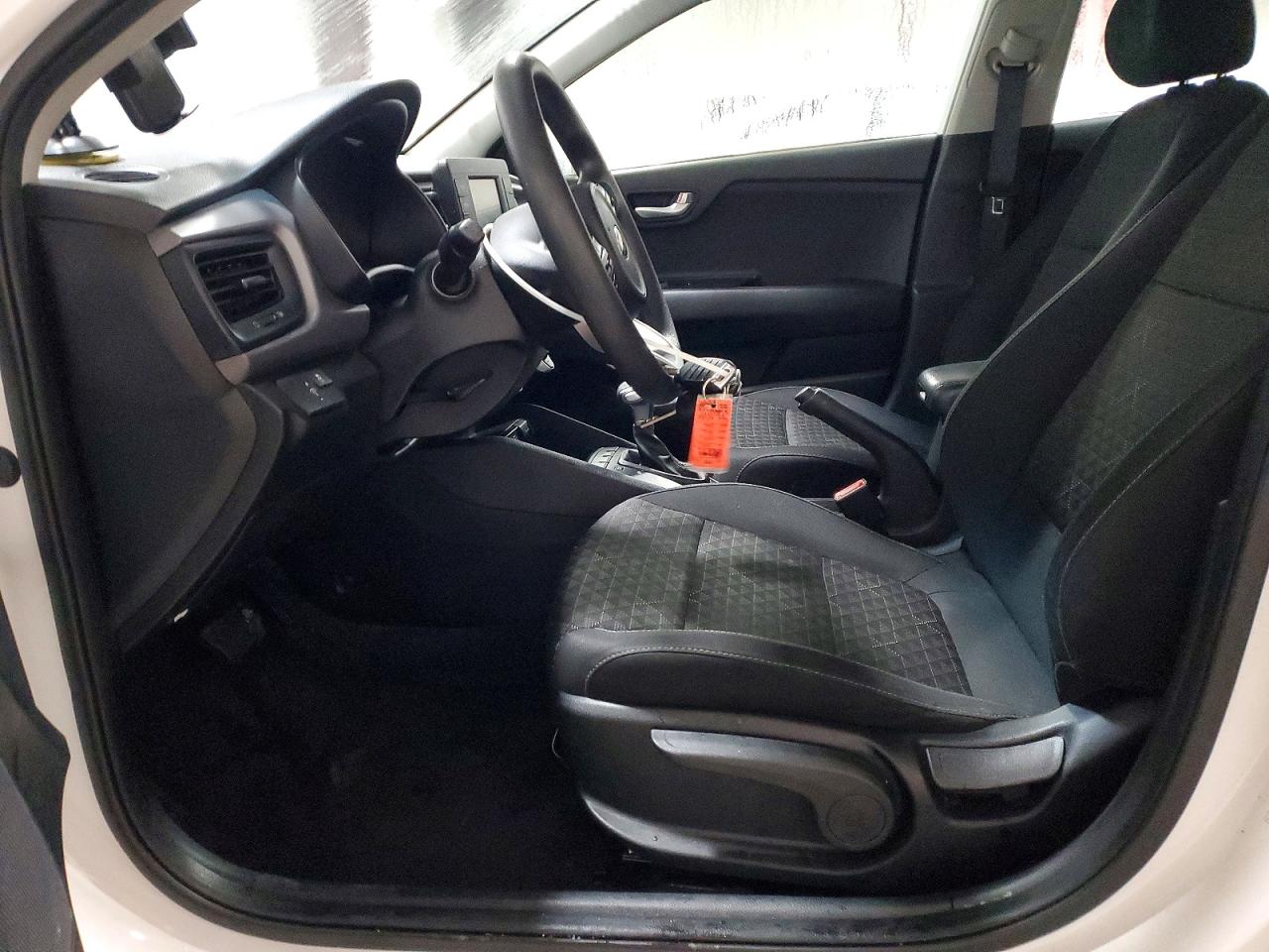 2018 KIA RIO LX photo 13