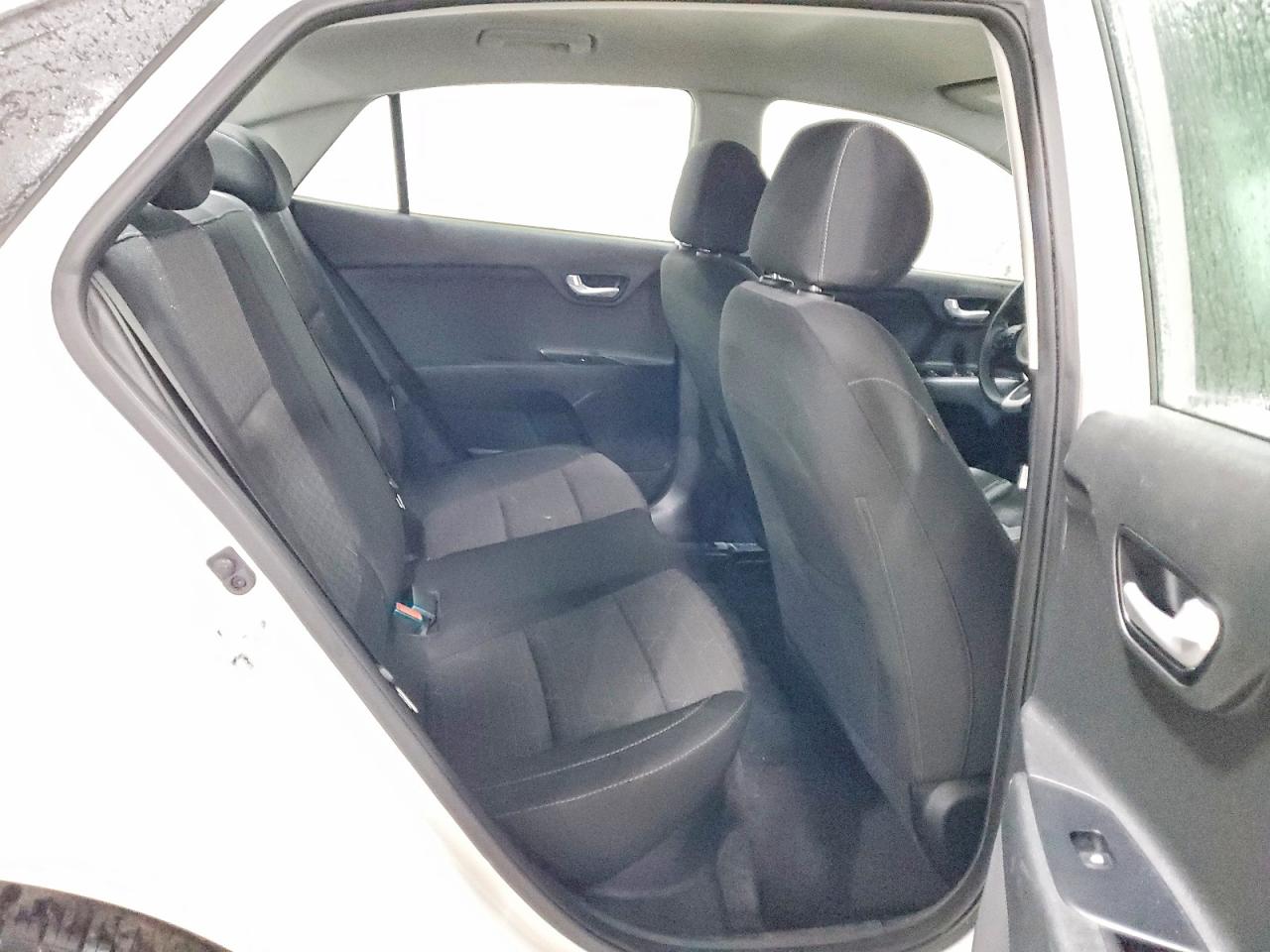 2018 KIA RIO LX photo 19