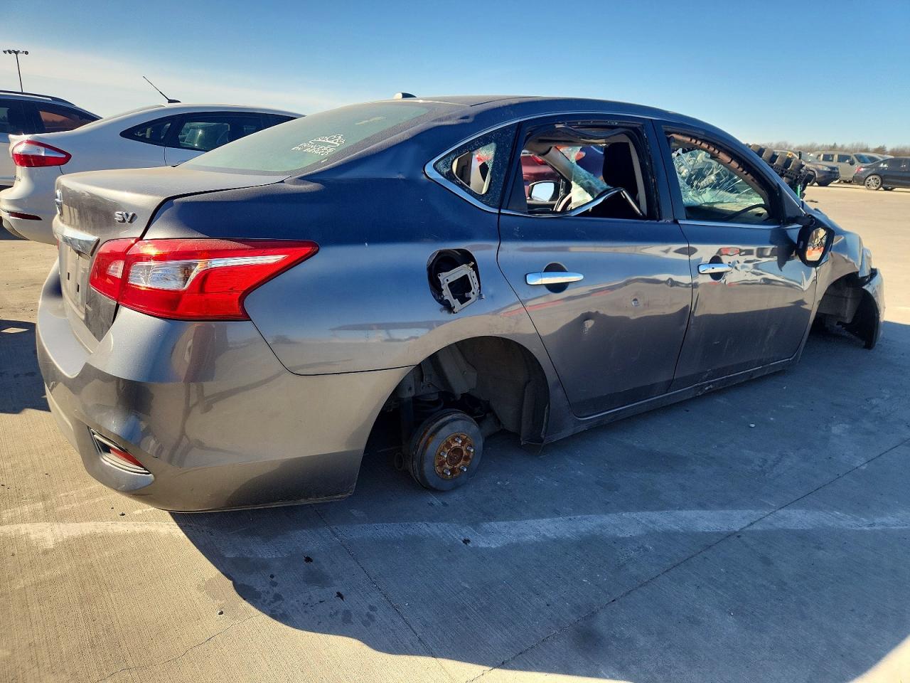 2019 NISSAN SENTRA S photo 3