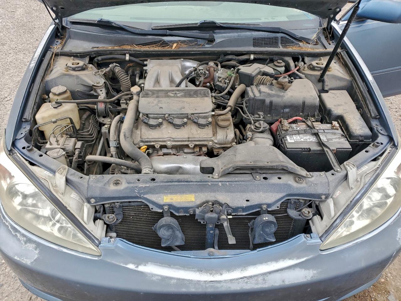 2002 TOYOTA CAMRY LE photo 11