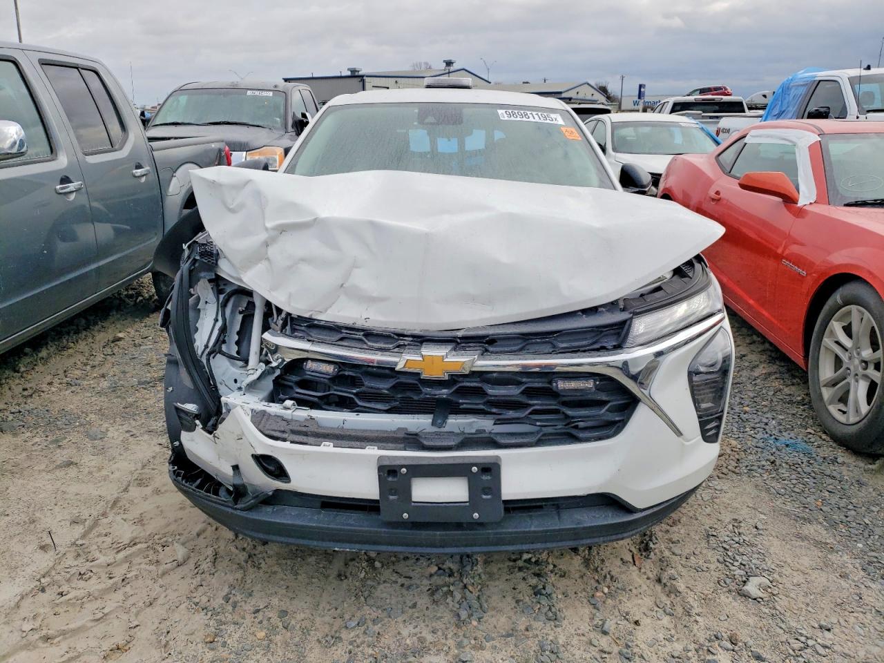 2025 CHEVROLET TRAX LS photo 5