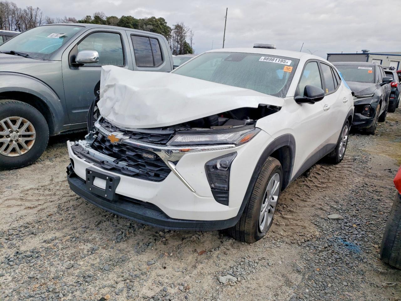 2025 CHEVROLET TRAX