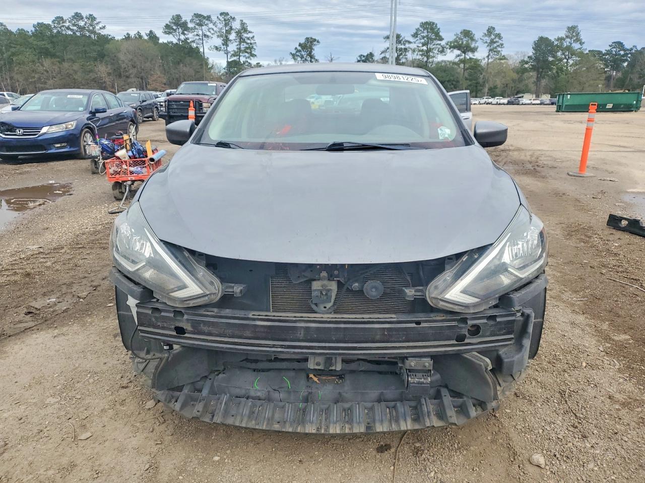 2019 NISSAN SENTRA S photo 5