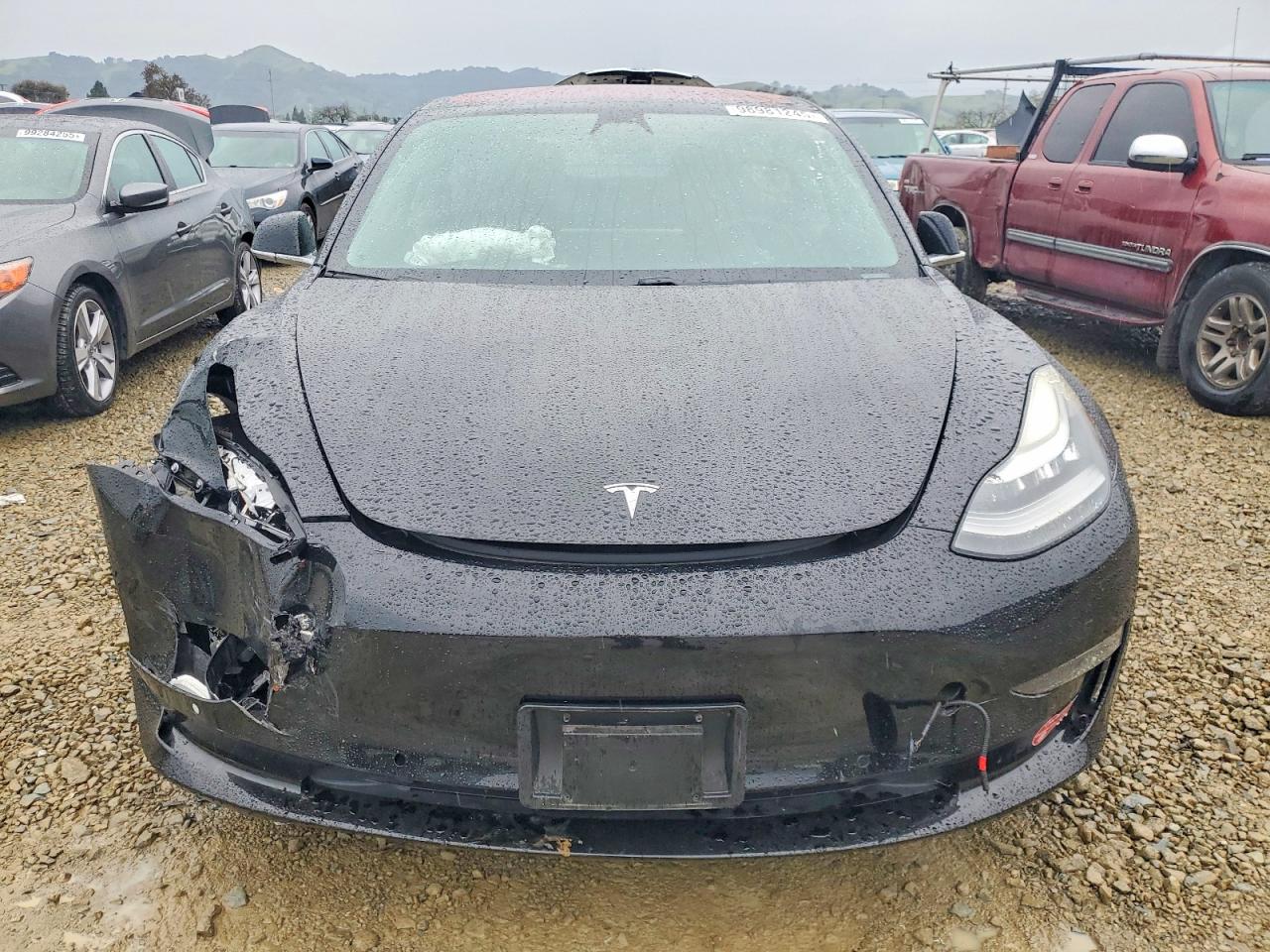 2018 TESLA MODEL 3 photo 5