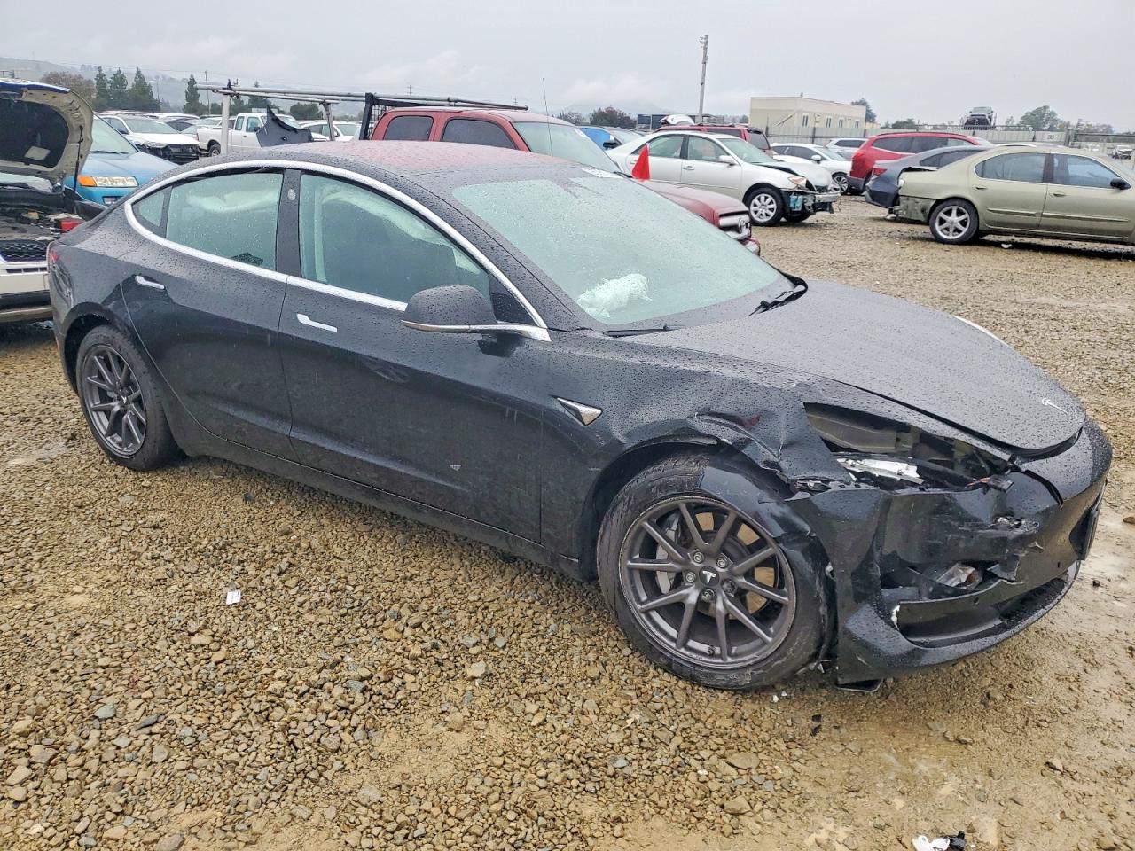 2018 TESLA MODEL 3 photo 4