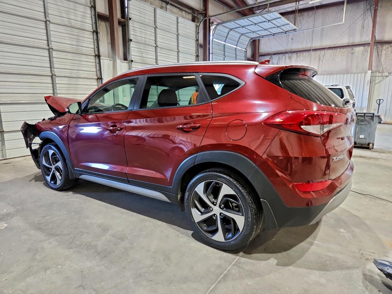 2018 HYUNDAI TUCSON SPORT photo 2