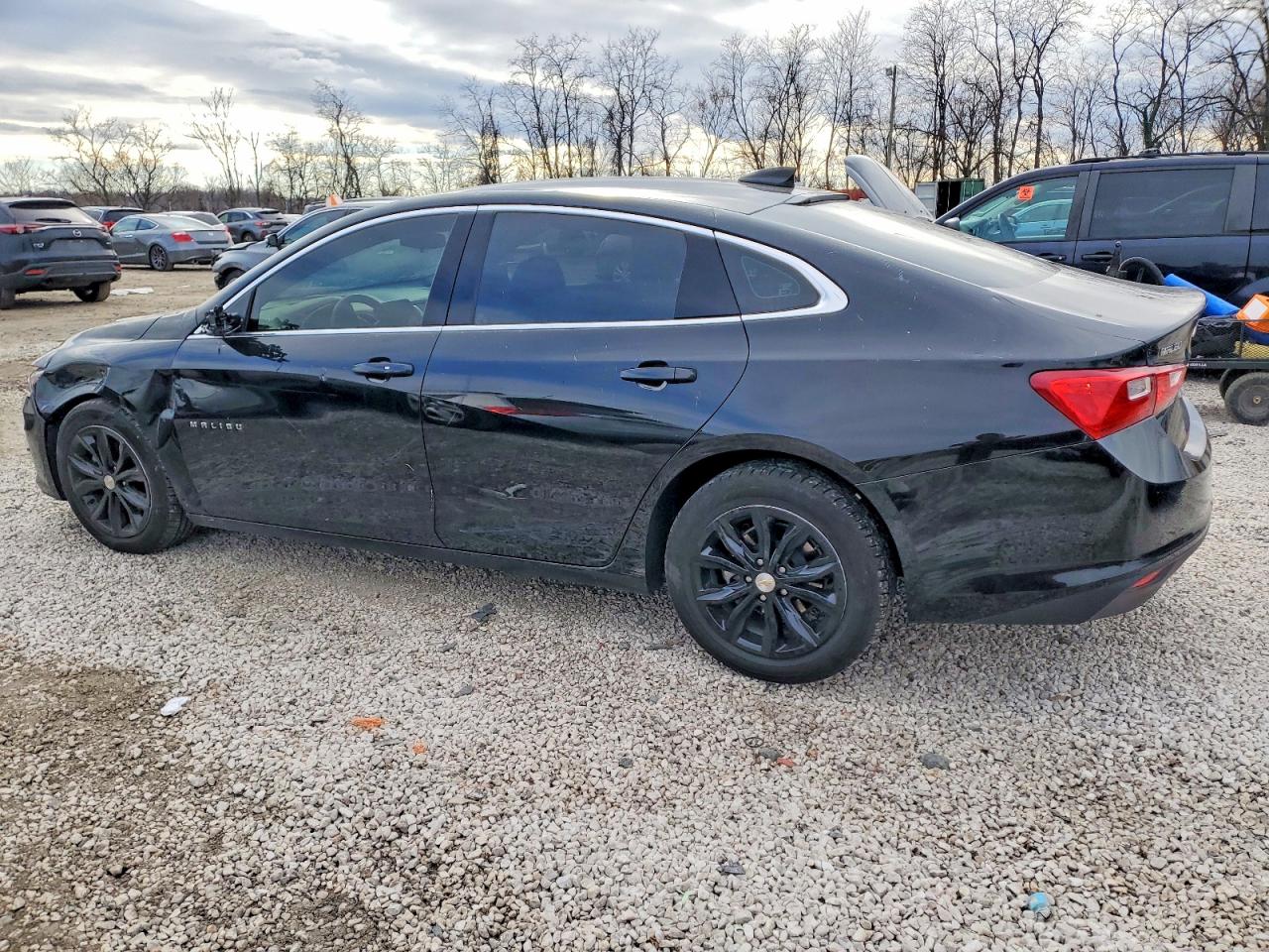 2024 CHEVROLET MALIBU LT photo 4