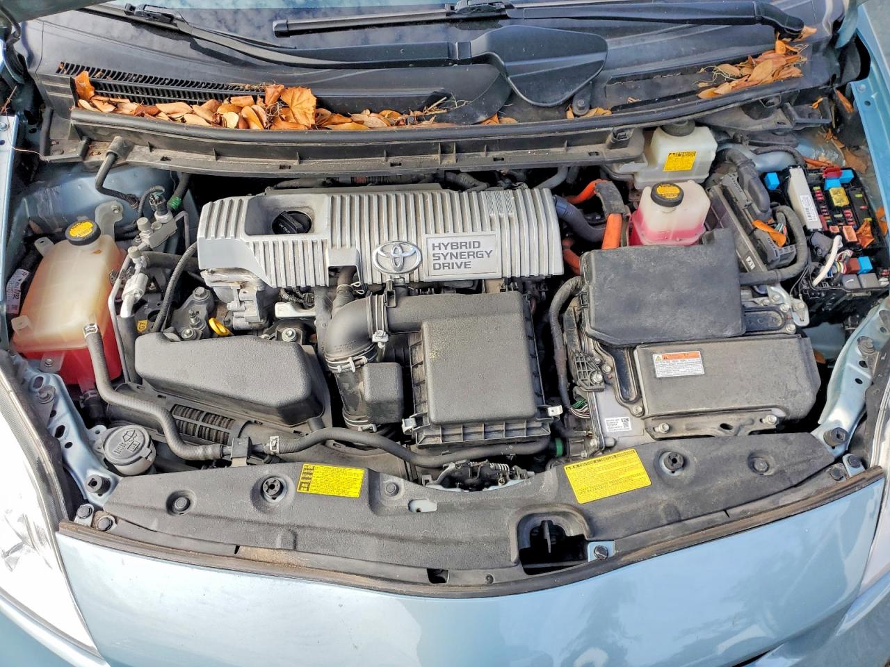 2013 TOYOTA PRIUS photo 31