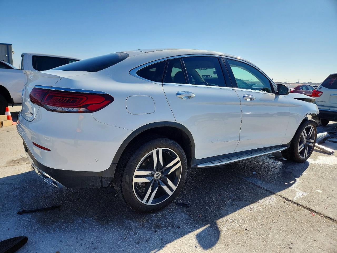 2020 MERCEDES-BENZ GLC COUPE 300 4MATIC photo 3