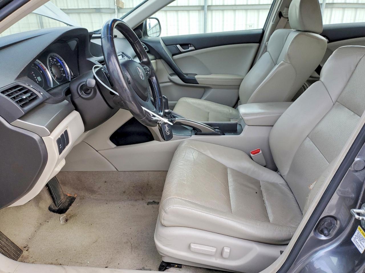 2010 ACURA TSX photo 7