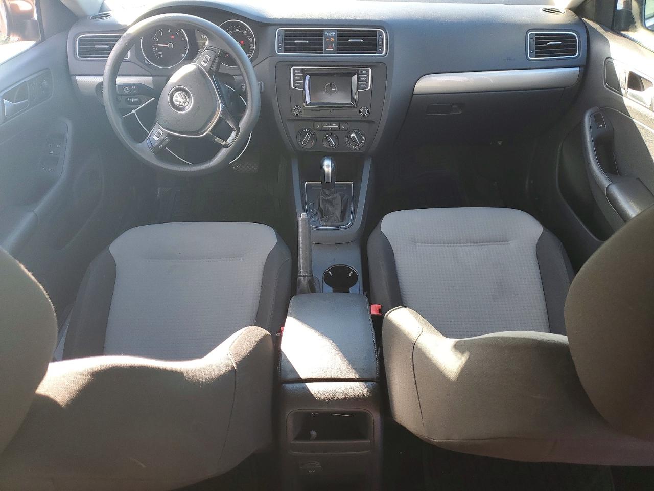 2017 VOLKSWAGEN JETTA S photo 8