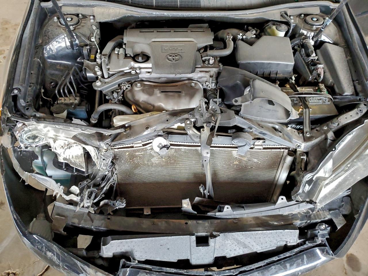 2017 TOYOTA CAMRY LE photo 11
