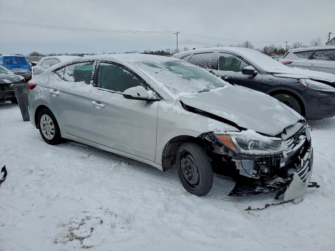 2017 HYUNDAI ELANTRA SE photo 4