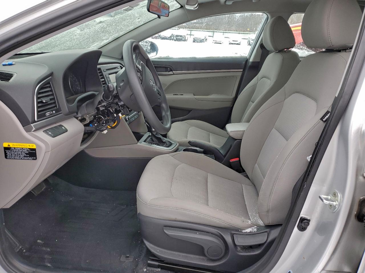 2017 HYUNDAI ELANTRA SE photo 7
