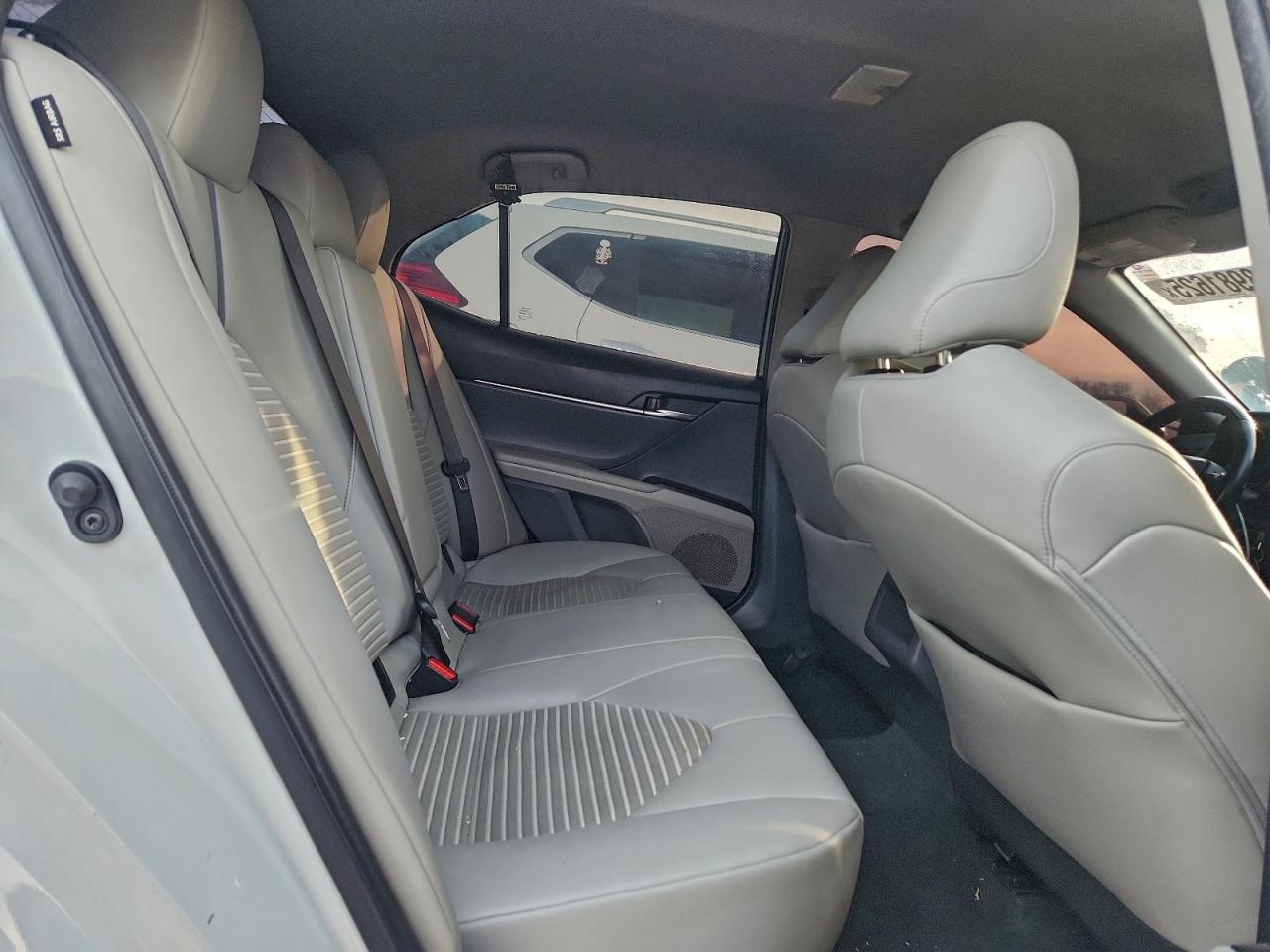 2022 TOYOTA CAMRY SE photo 10