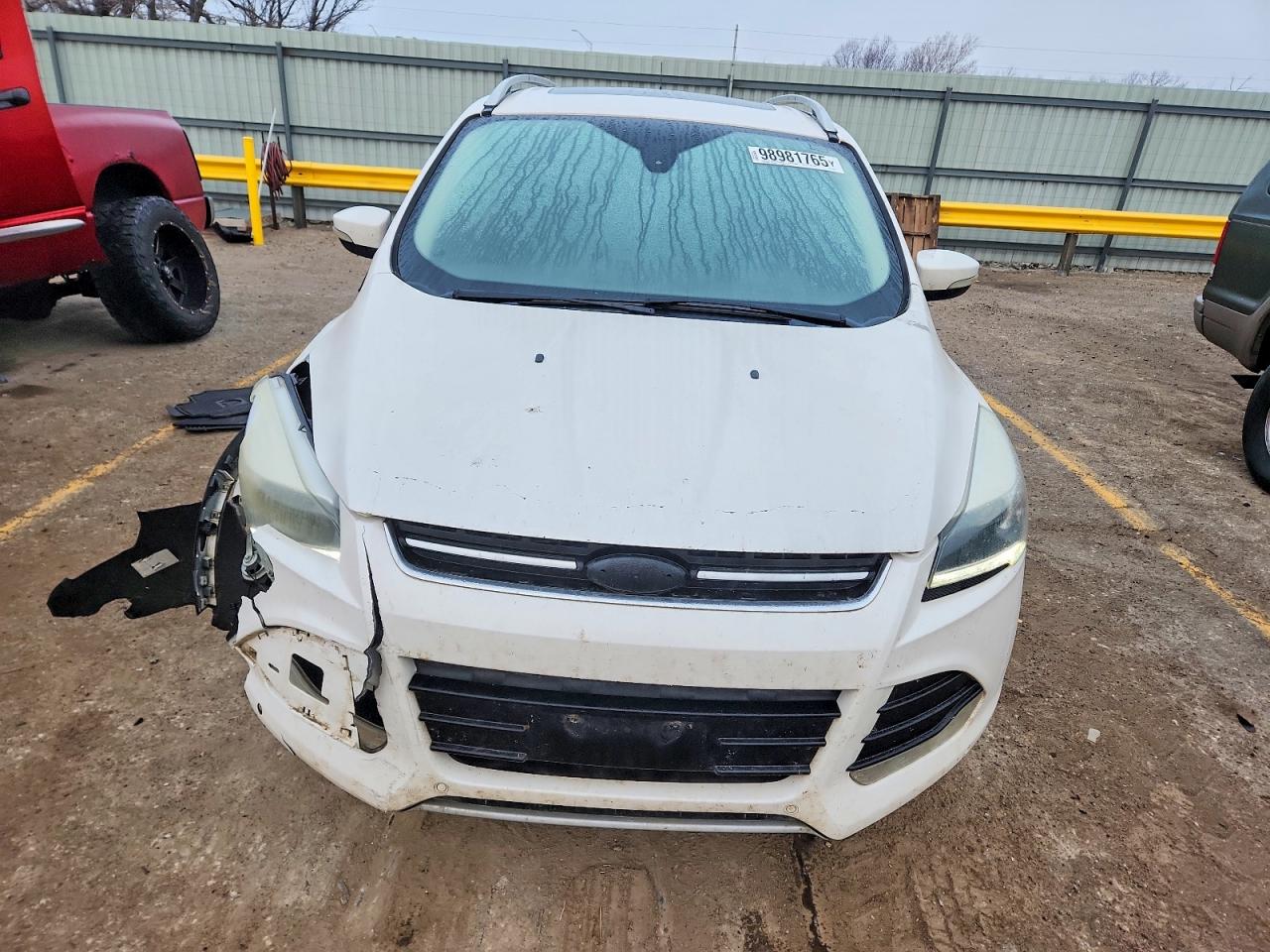 2015 FORD ESCAPE TITANIUM photo 5