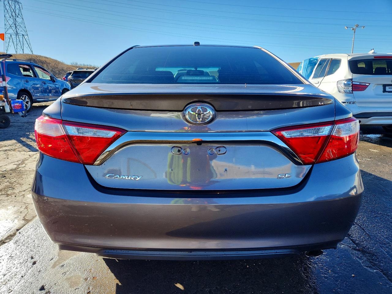 2015 TOYOTA CAMRY LE photo 6