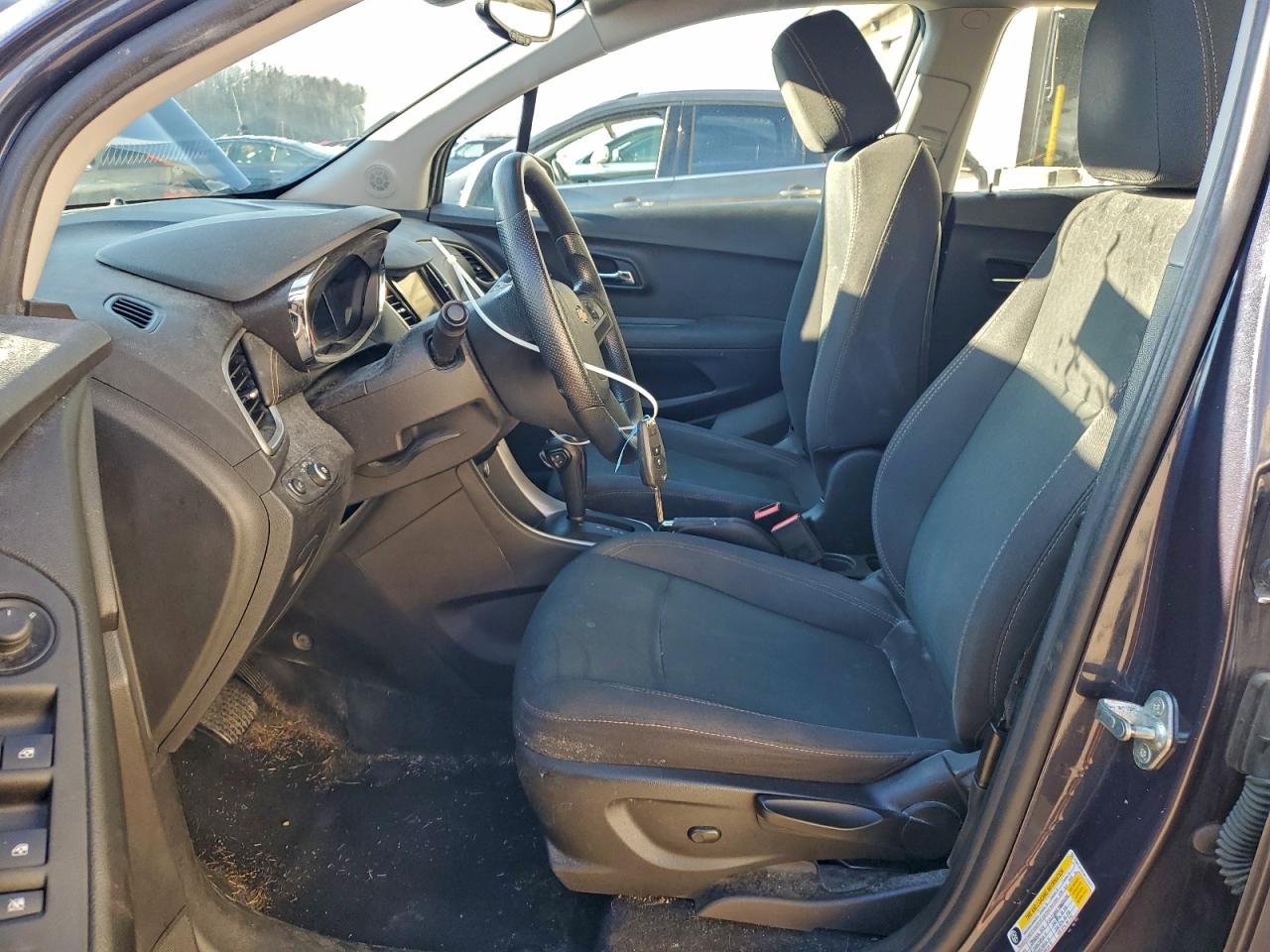2019 CHEVROLET TRAX LS photo 13
