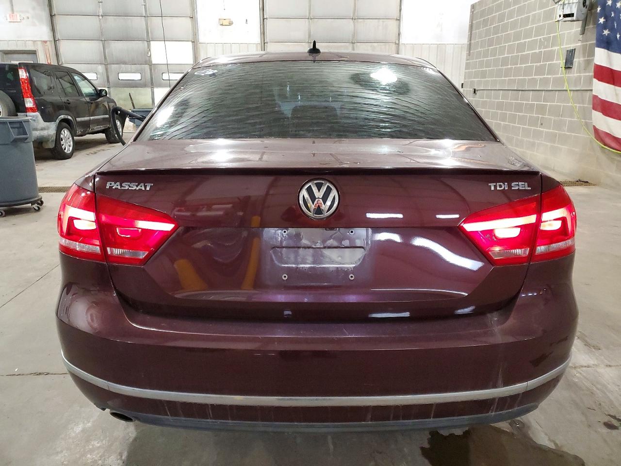 2014 VOLKSWAGEN PASSAT SEL photo 6