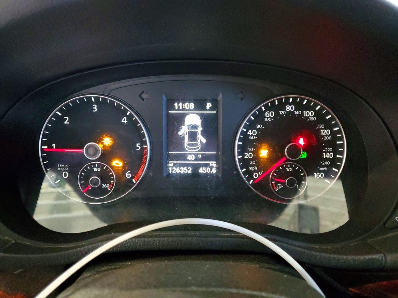 2014 VOLKSWAGEN PASSAT SEL photo 9
