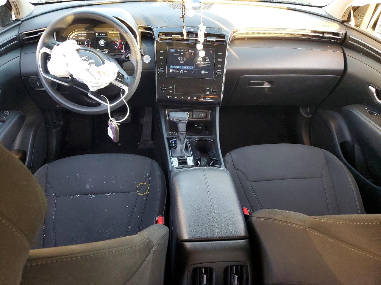 2024 HYUNDAI TUCSON SEL photo 8