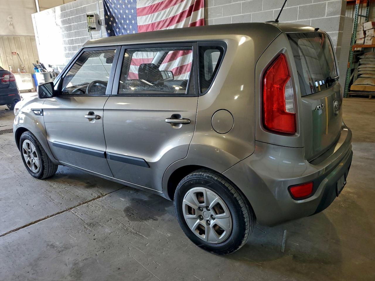 2013 KIA SOUL photo 2