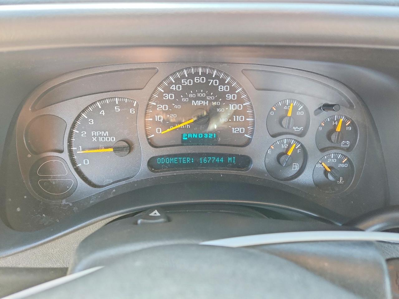 2004 CHEVROLET SILVERADO K1500 photo 9