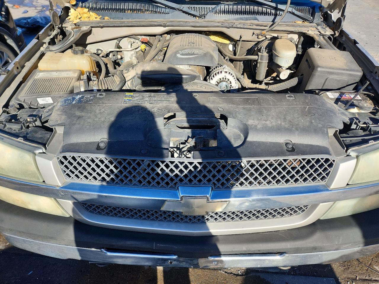 2004 CHEVROLET SILVERADO K1500 photo 11