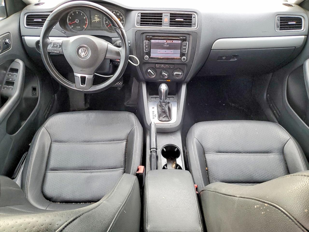 2013 VOLKSWAGEN JETTA SE photo 8