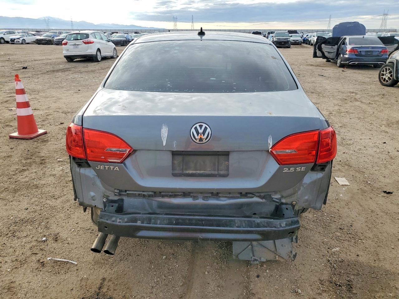 2013 VOLKSWAGEN JETTA SE photo 6