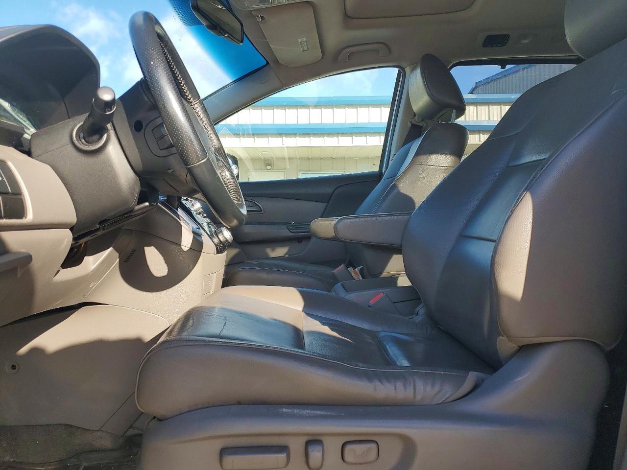 2012 HONDA ODYSSEY EXL photo 7