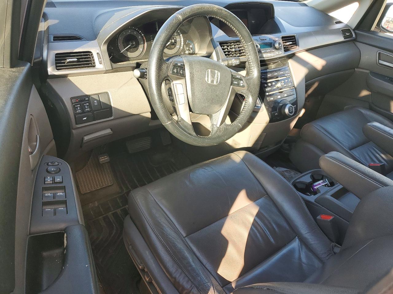 2012 HONDA ODYSSEY EXL photo 8