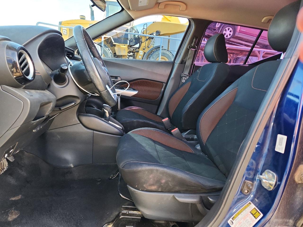 2018 NISSAN KICKS SR photo 7