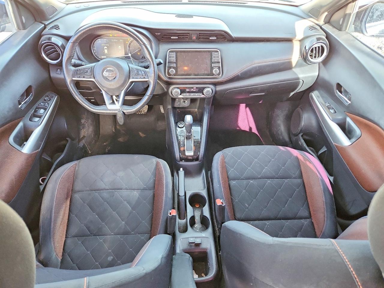 2018 NISSAN KICKS SR photo 8
