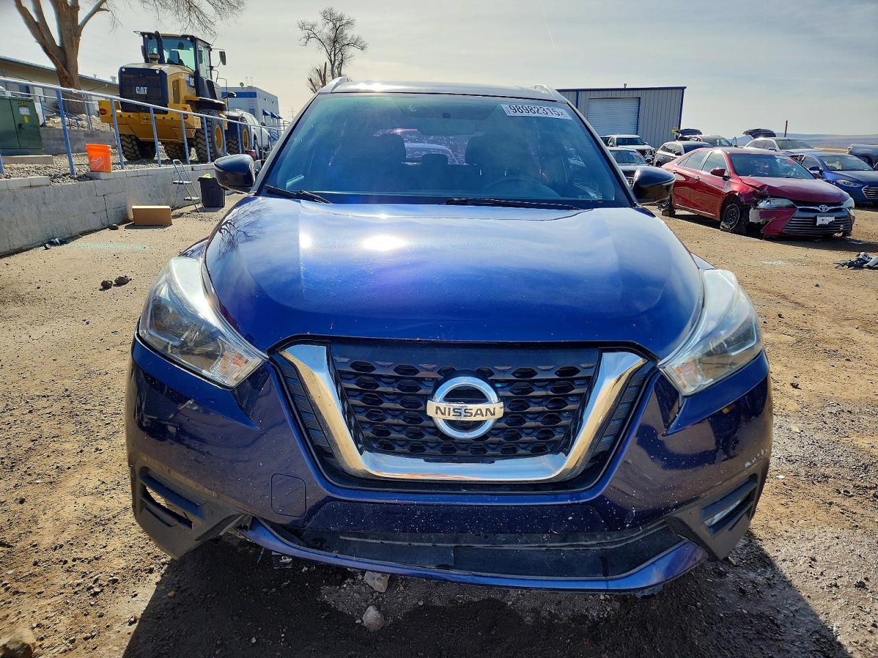 2018 NISSAN KICKS SR photo 5