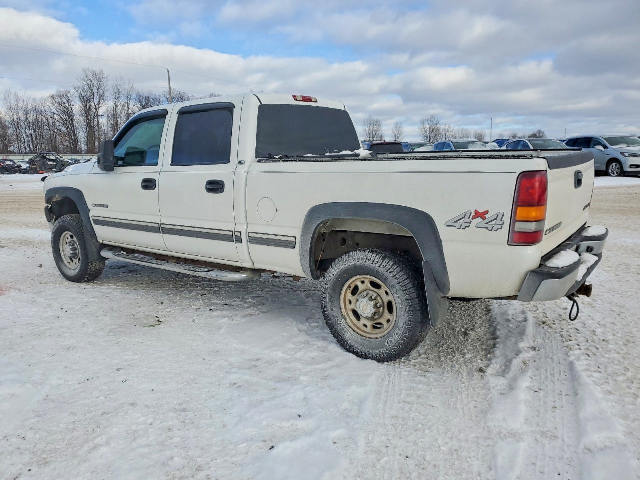 2002 CHEVROLET SILVERADO K2500 HEAVY DUTY photo 2