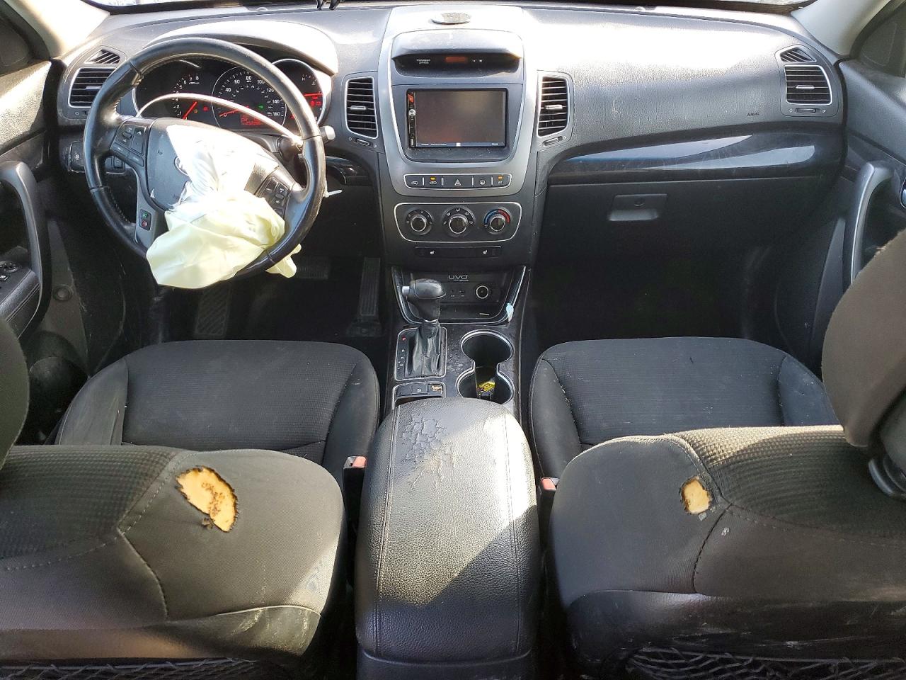 2015 KIA SORENTO LX photo 8