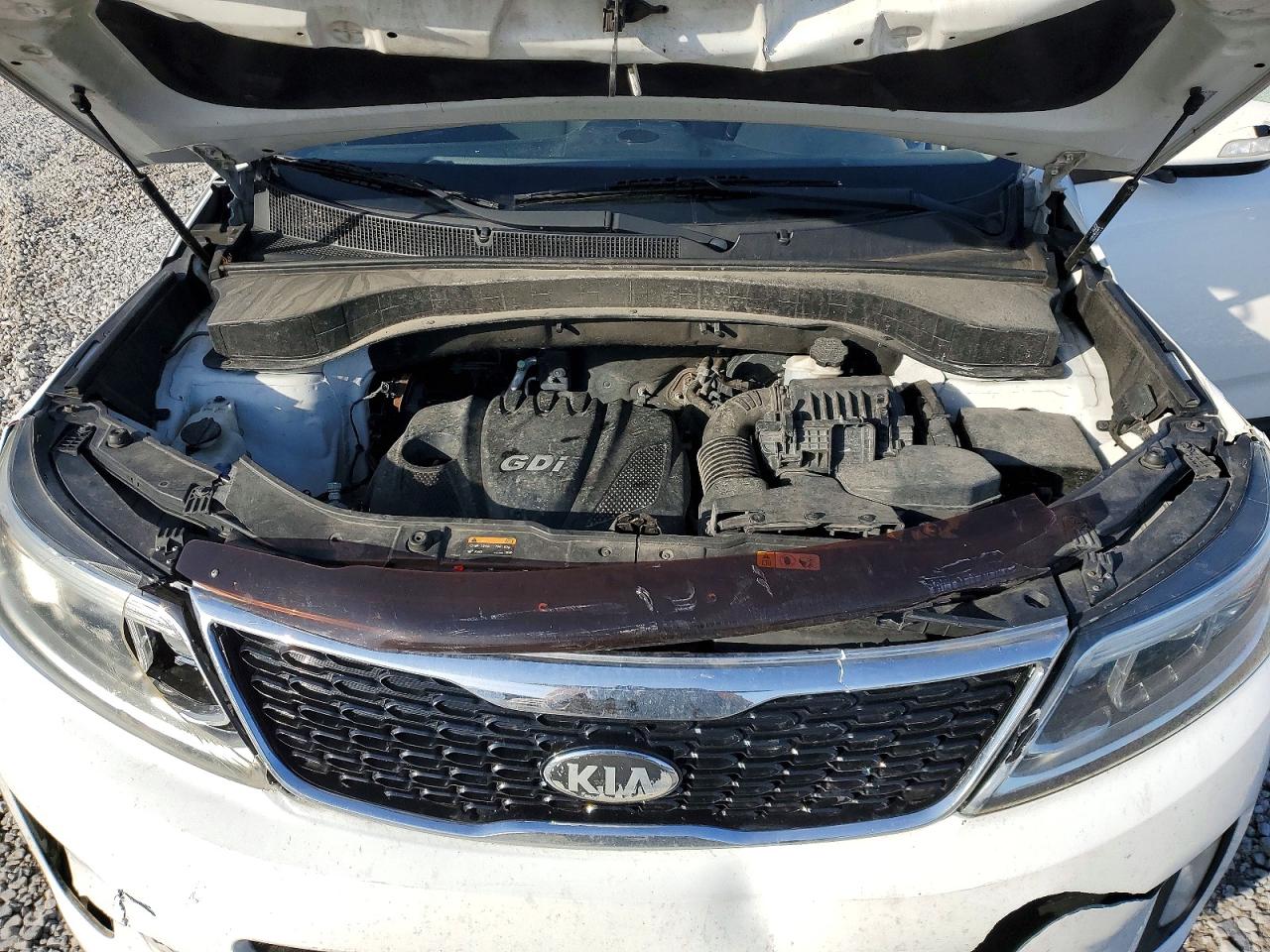 2015 KIA SORENTO LX photo 12
